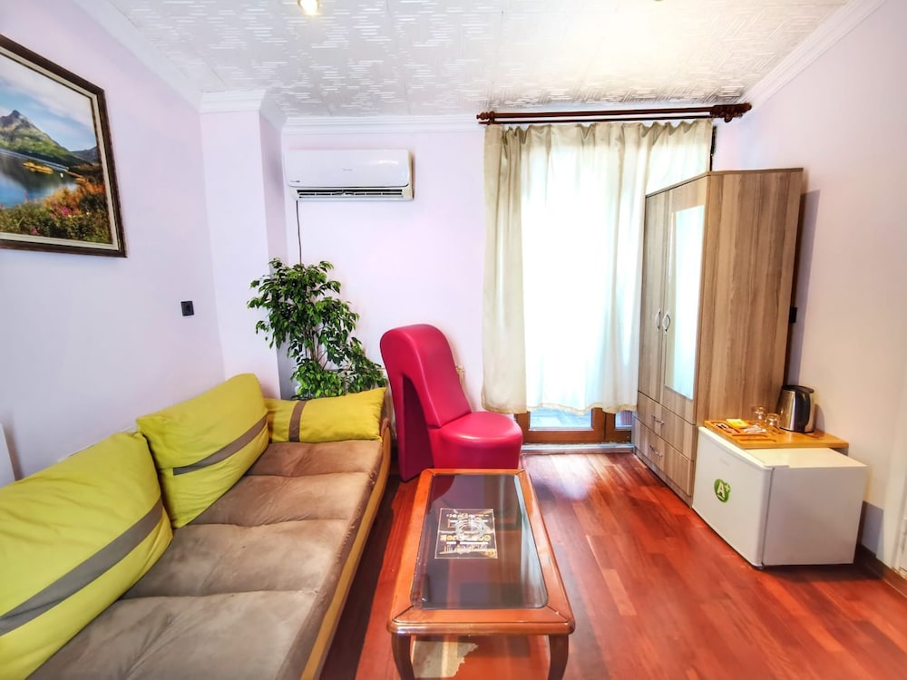 Room photo 2