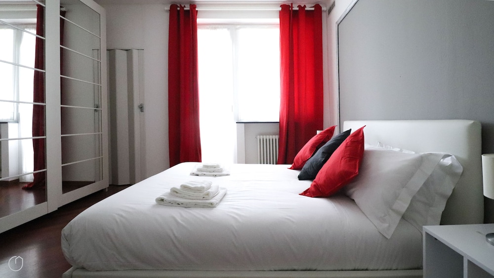 Apartment (2 Bedrooms)