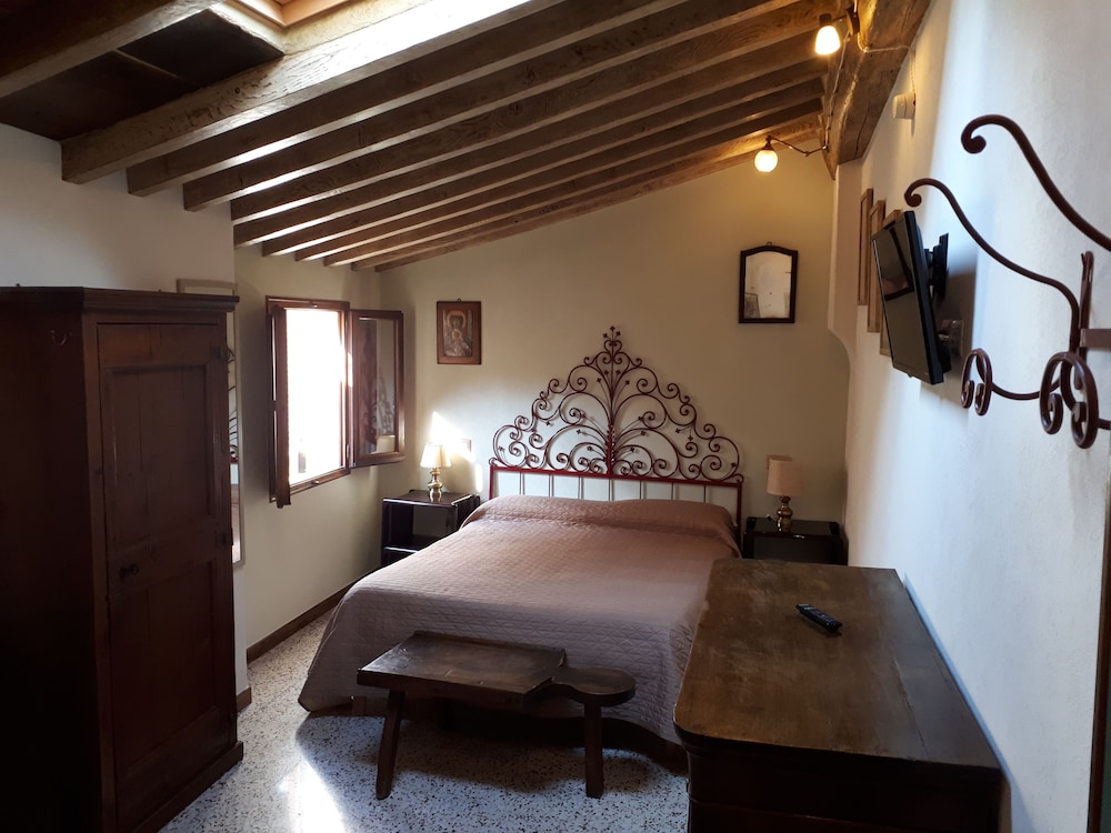 Design Double Room