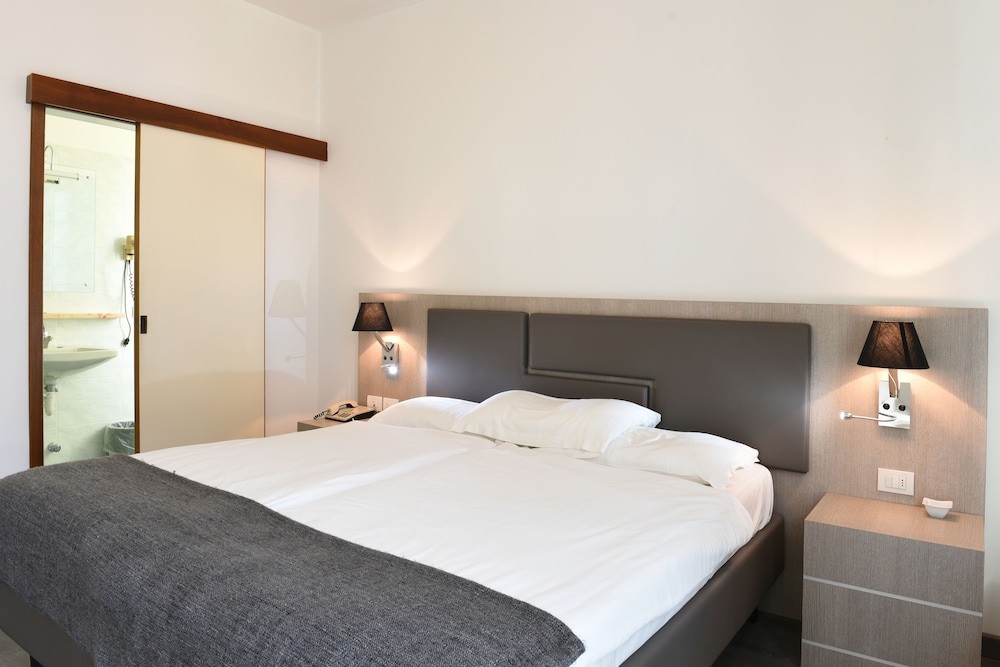 Classic Double Room Single Use