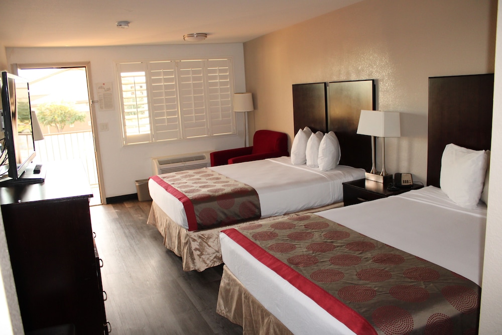 Comfort Room, 2 Queen Beds photo 1