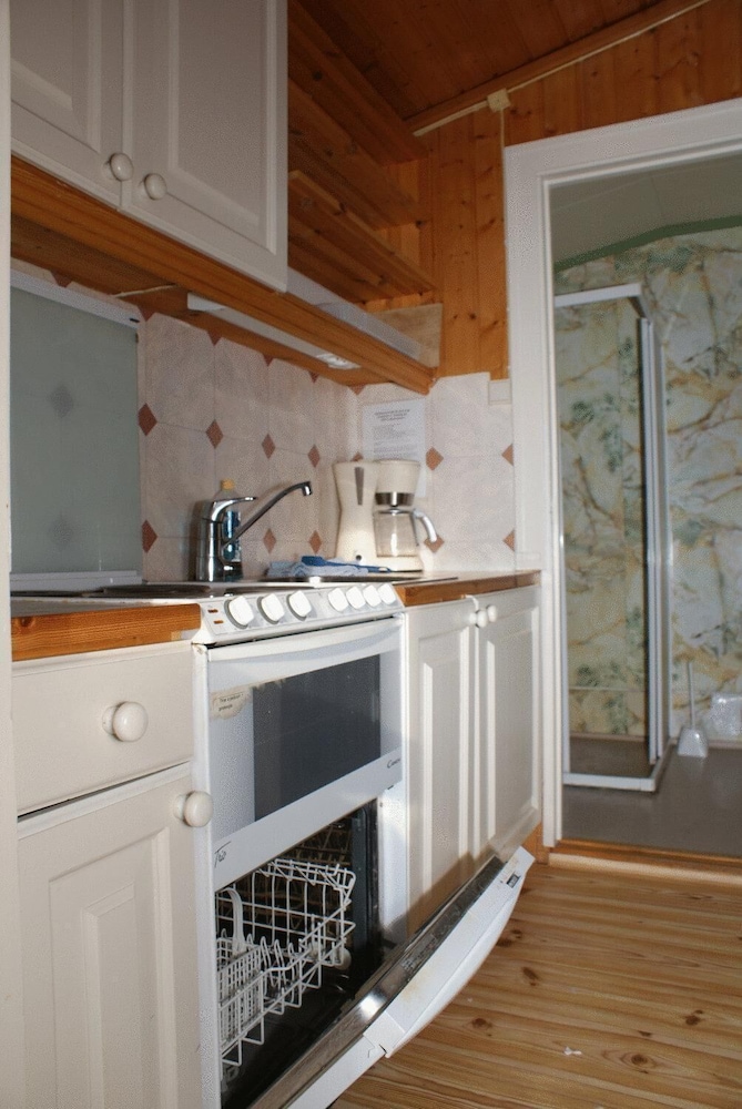 Standard Cottage, 2 Bedrooms photo 3