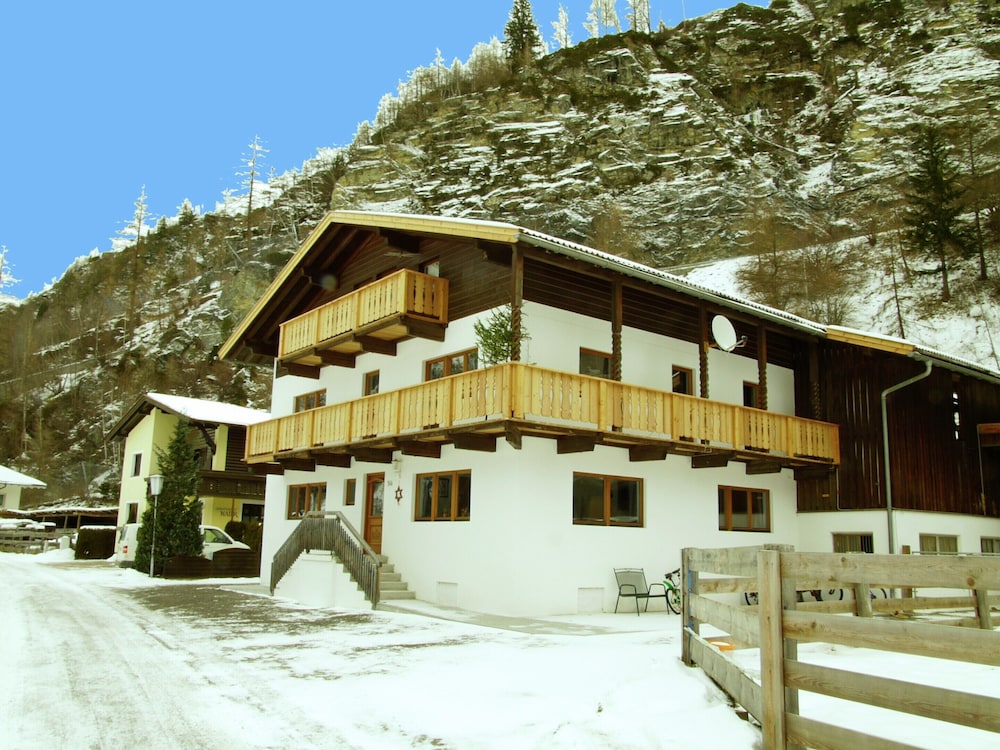 House photo 1
