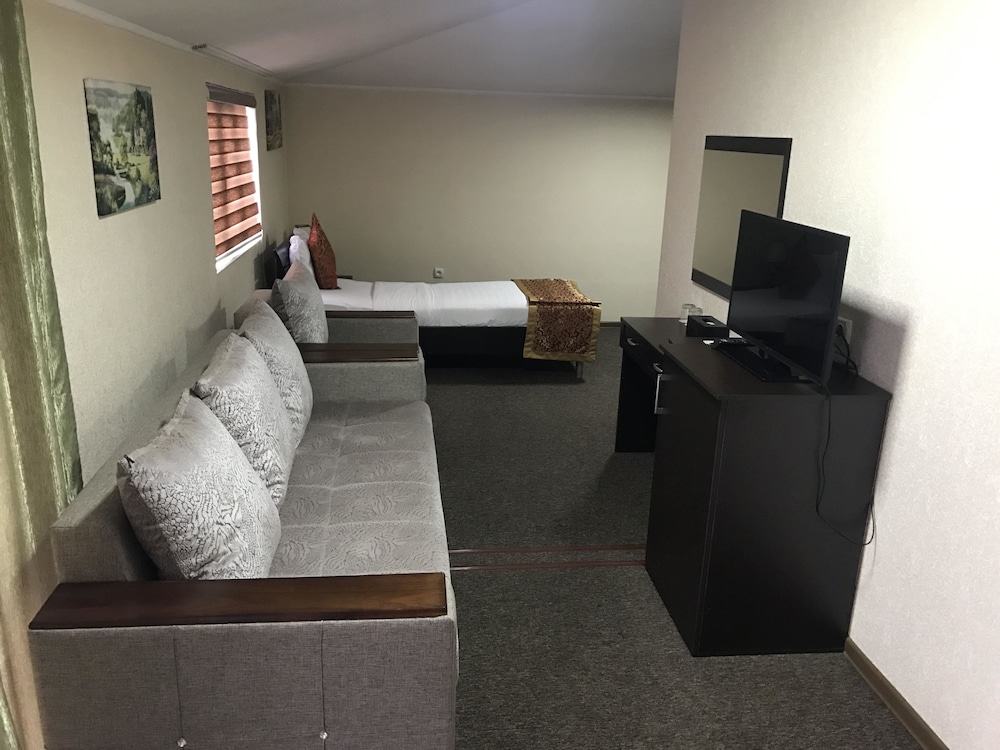 Standard Triple Room, Balcony