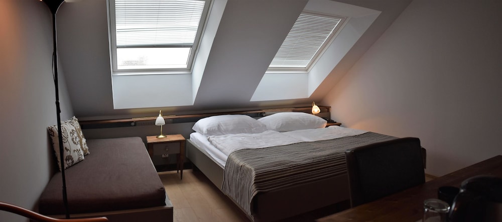 Double or Twin Room photo 3