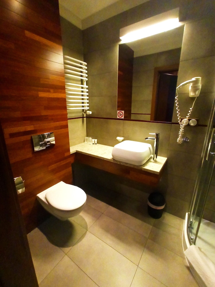 City Twin Room, 2 Twin Beds, Kitchenette photo 2