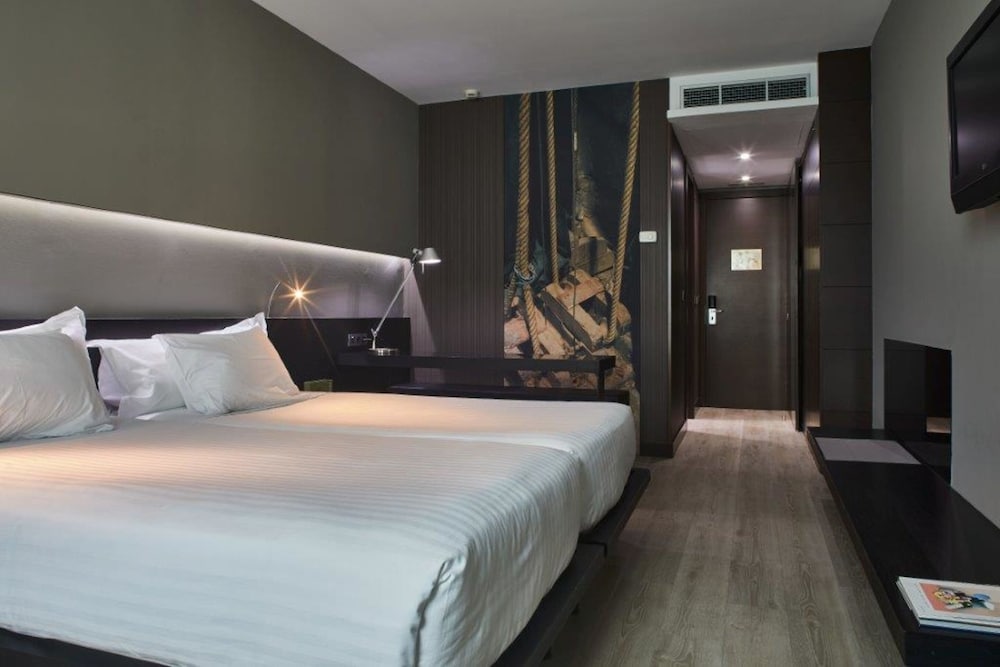 Club Room, 2 Twin Beds, City View photo 3