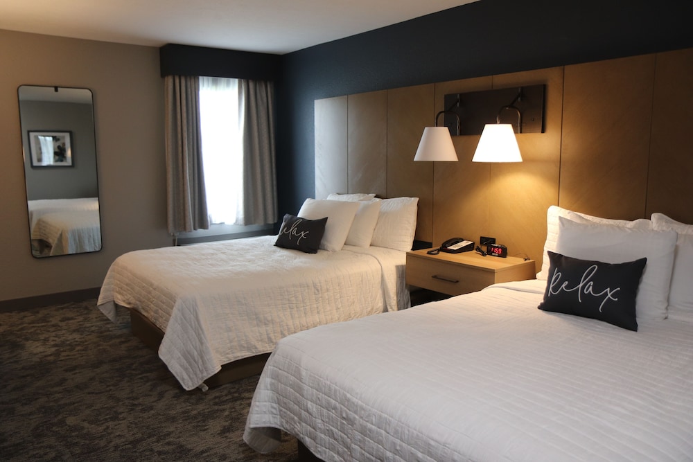 Traditional Double Room, 2 Queen Beds - Photo 3