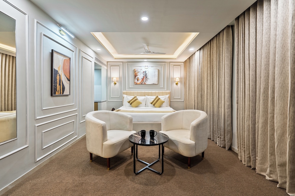 Superior Studio Suite photo 1