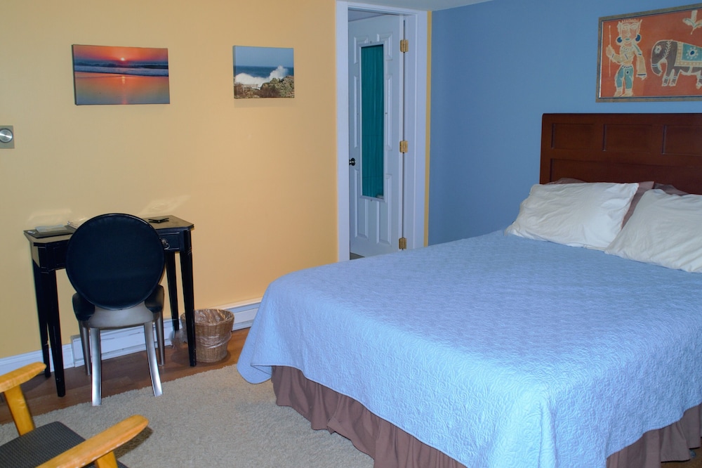 Room, 1 Queen Bed photo 2