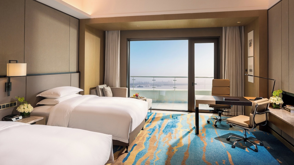 Junior Suite, 2 Twin Beds, River View photo 3