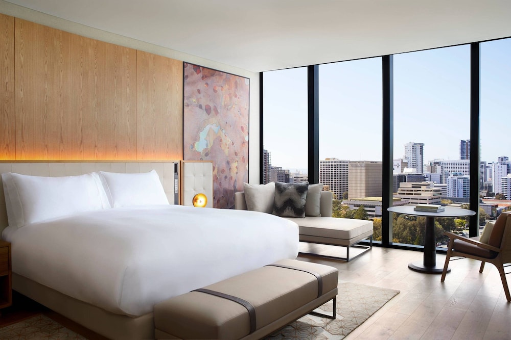 City View, Guest Room, 1 King Bed