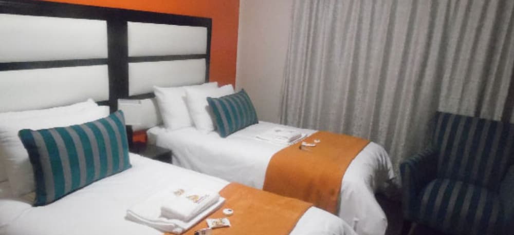 Twin Room photo 1