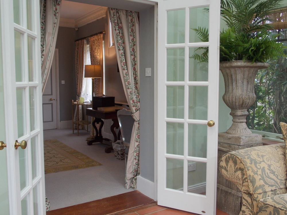 Superior Suite, Ensuite, Garden View (The Garden Suite) photo 2