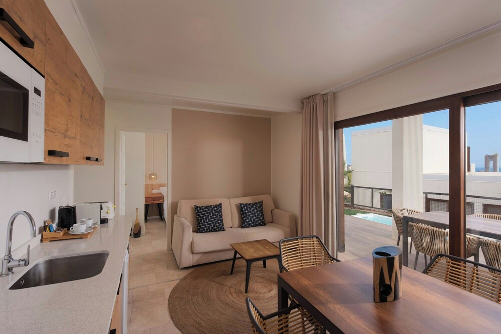 Comfort Villa, 3 Bedrooms, Resort View (Balcony) - Photo 1