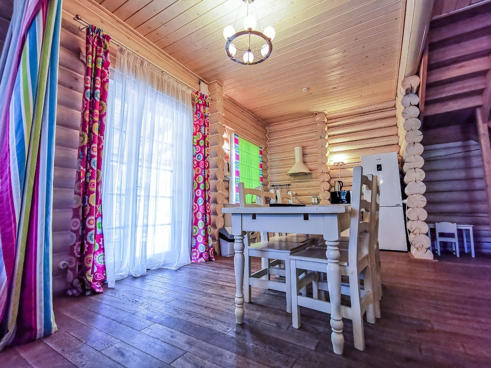 Townhome, 2 Bedrooms