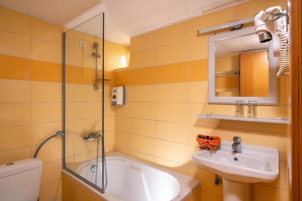 Family Quadruple Room