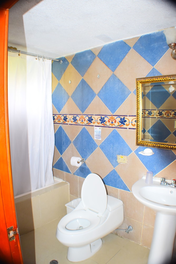 Classic Quadruple Room photo 3