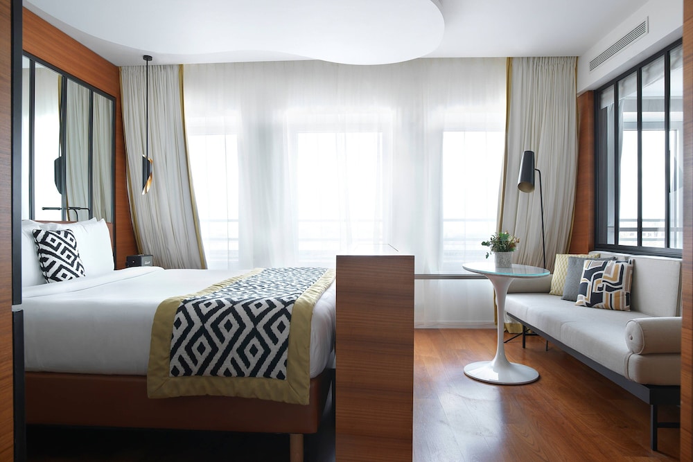 Suite, 1 très grand lit, non-fumeurs, avec vue Suite, 1 très grand lit, non-fumeurs, avec vue