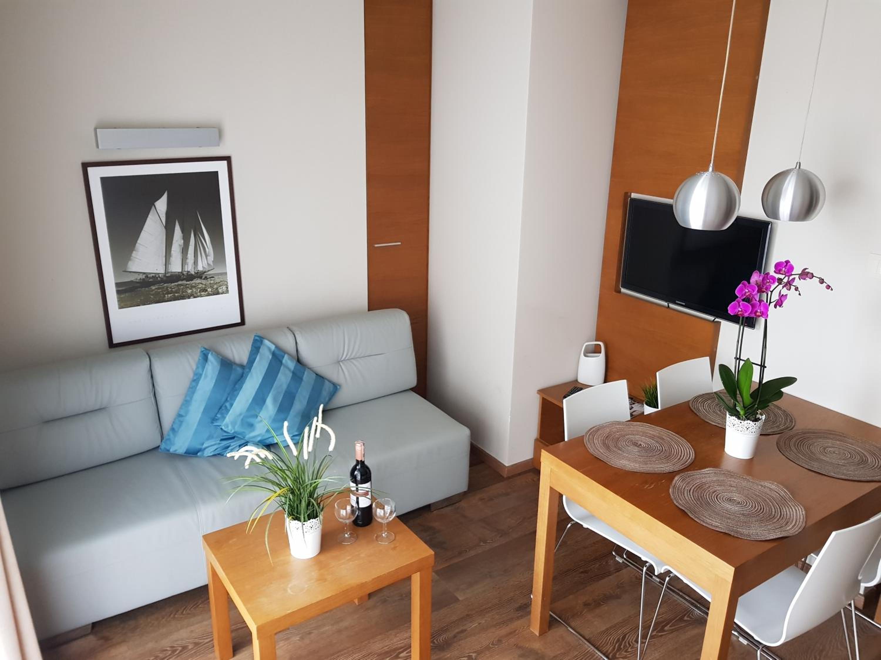One-Bedroom Apartment - Ground Floor photo 1