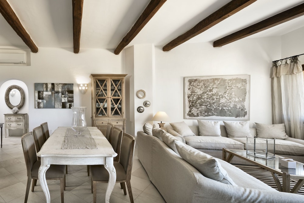 Appartamento Luxury, 2 camere da letto, piscina privata, ad angolo