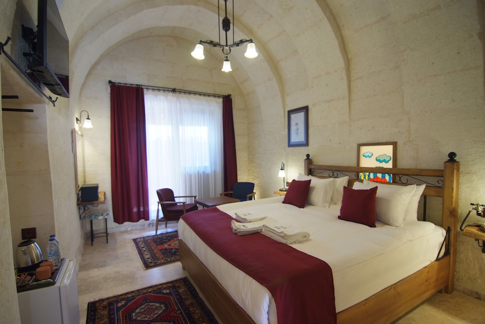 Panoramic Room - Photo 2