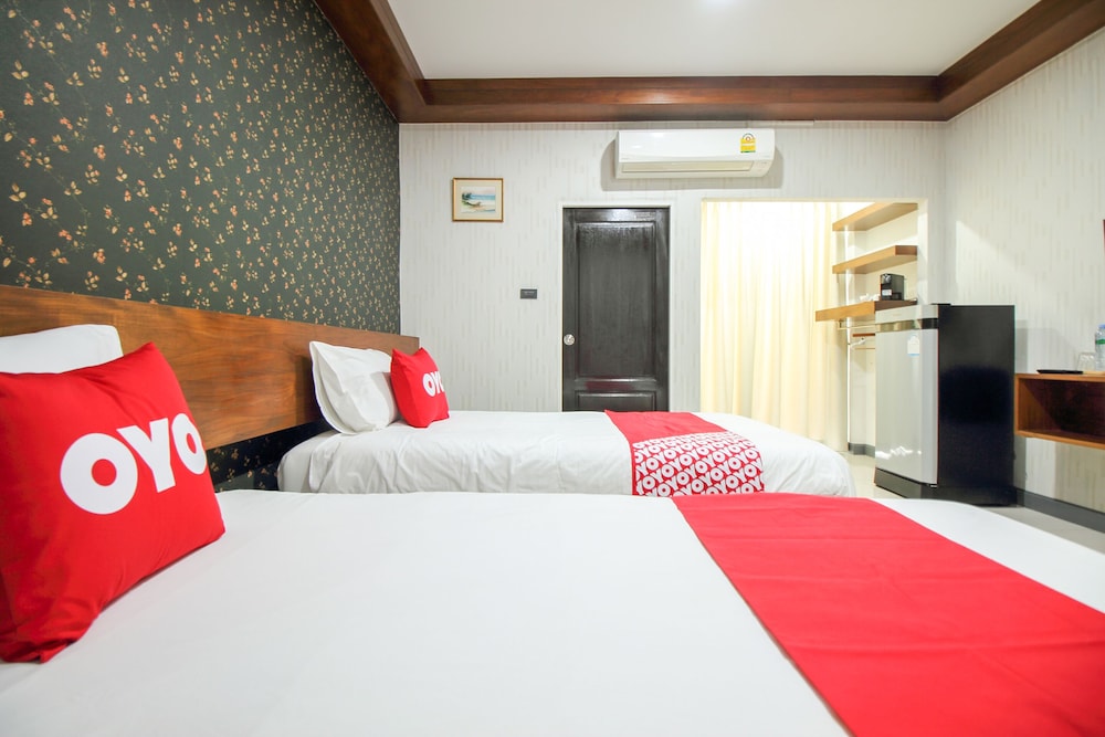 Deluxe Twin Room photo 3