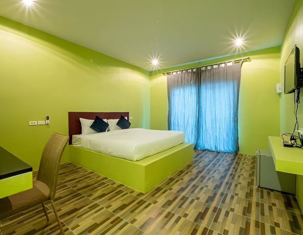 Superior Room, Garden View