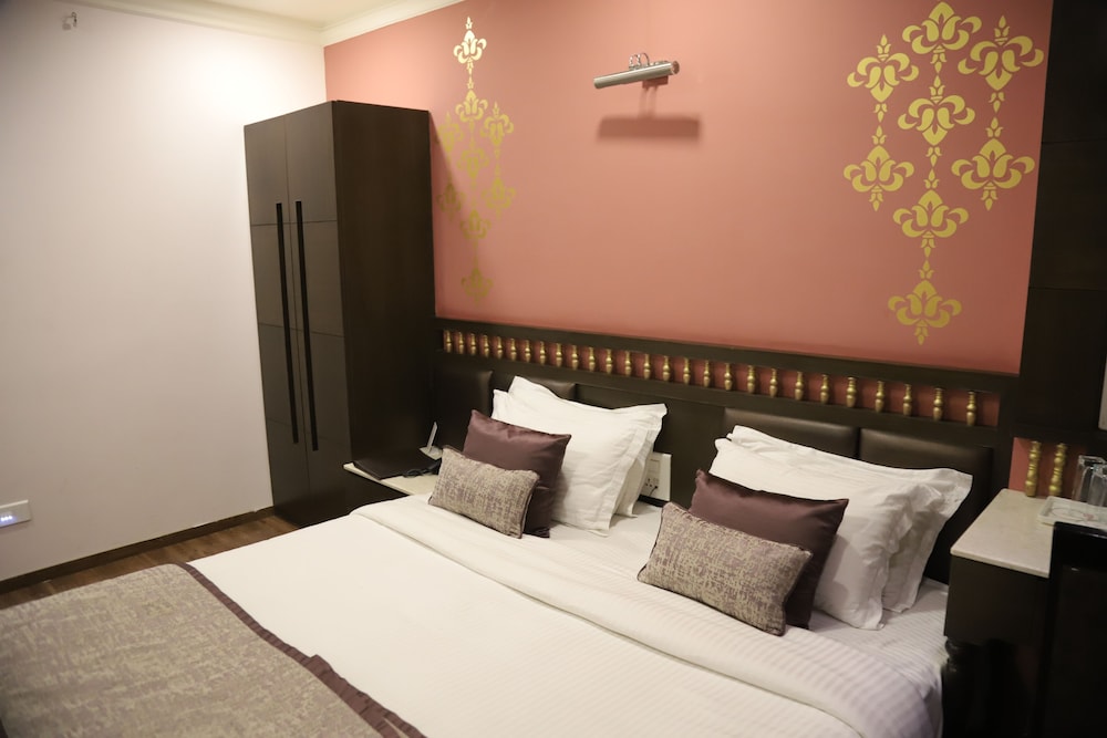 Luxury Double Room, 1 Double Bed, Non Smoking, City View photo 2