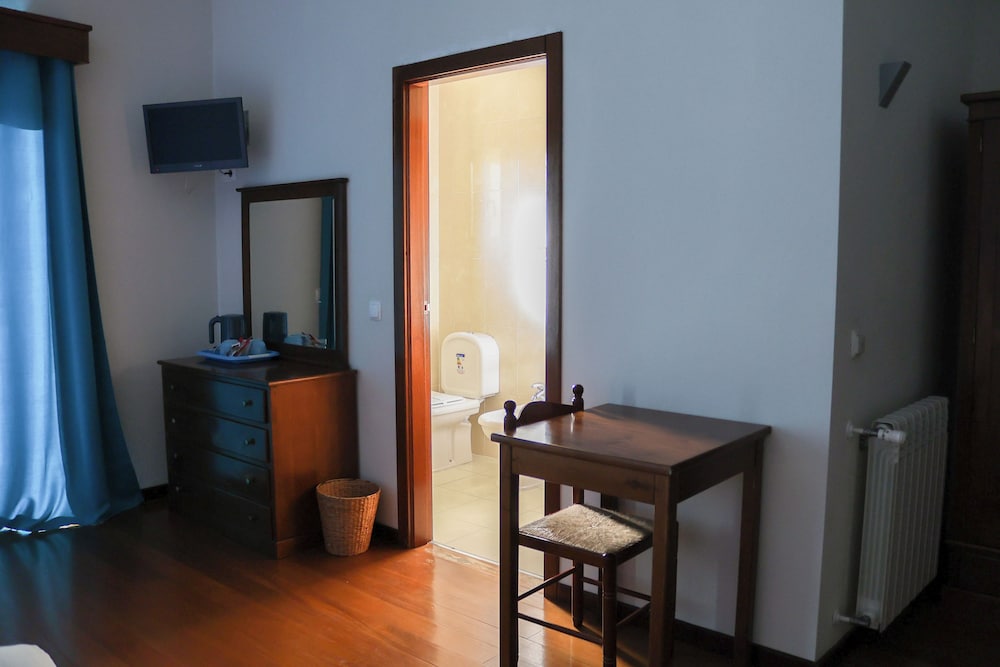 Standard Twin Room photo 2