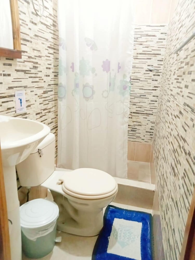 Deluxe Room, 1 King Bed, Balcony, Pool View photo 2