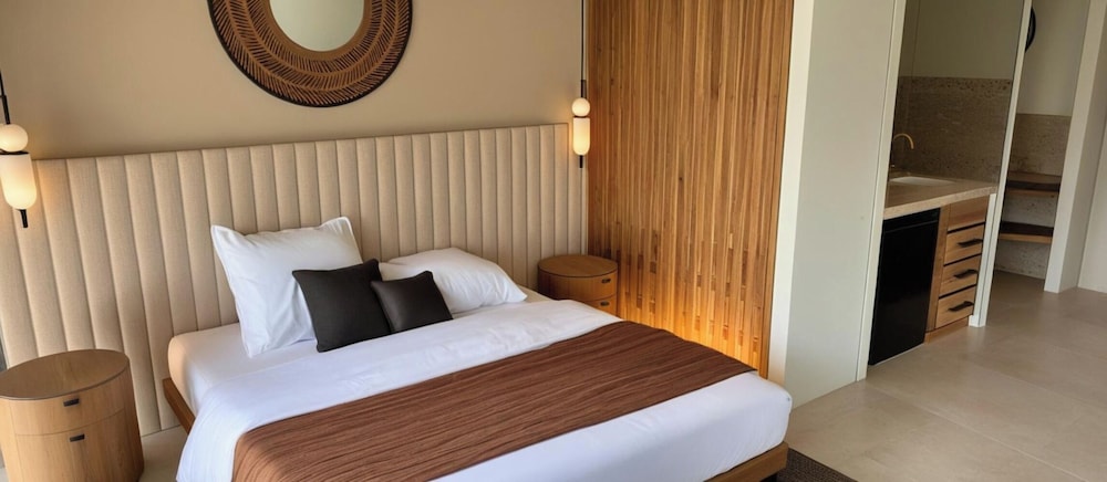 Junior Studio Suite, Hot Tub