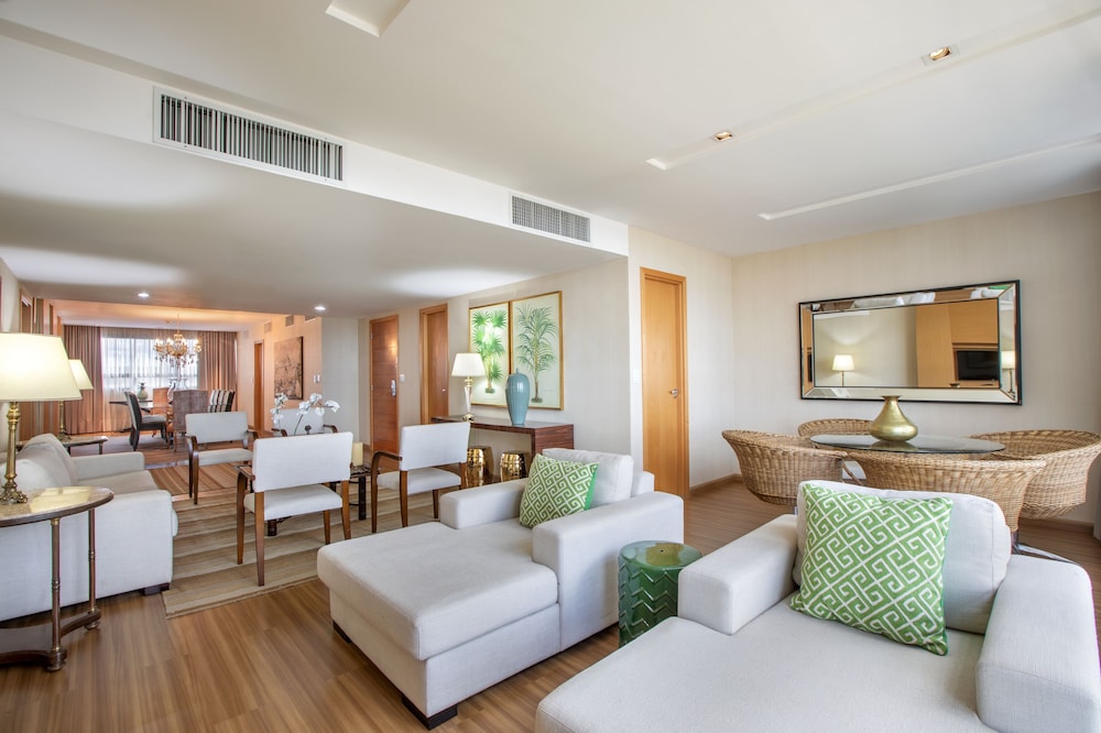 Penthouse (Suite)