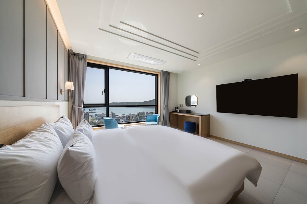 Deluxe Double Room, 1 Double Bed - Photo 7