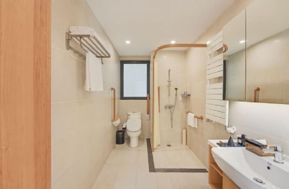 One Bedroom Deluxe photo 2