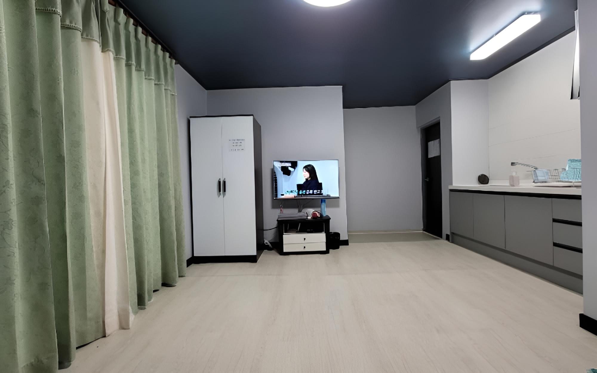 Room (Building A Room 102 (Ondol Room) Pet ) photo 2