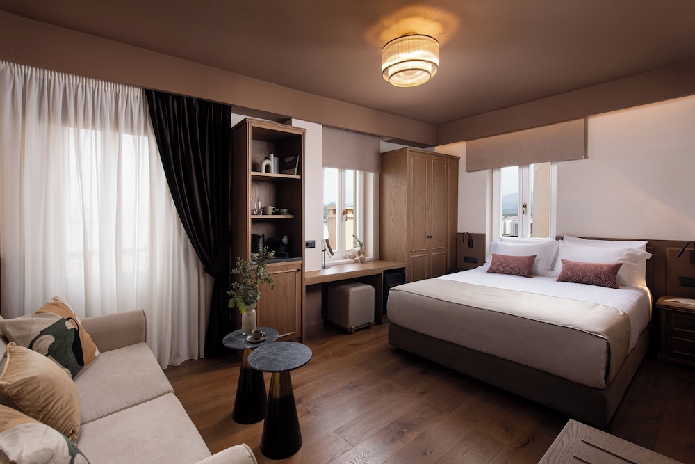 Junior Suite with Direct Sea View