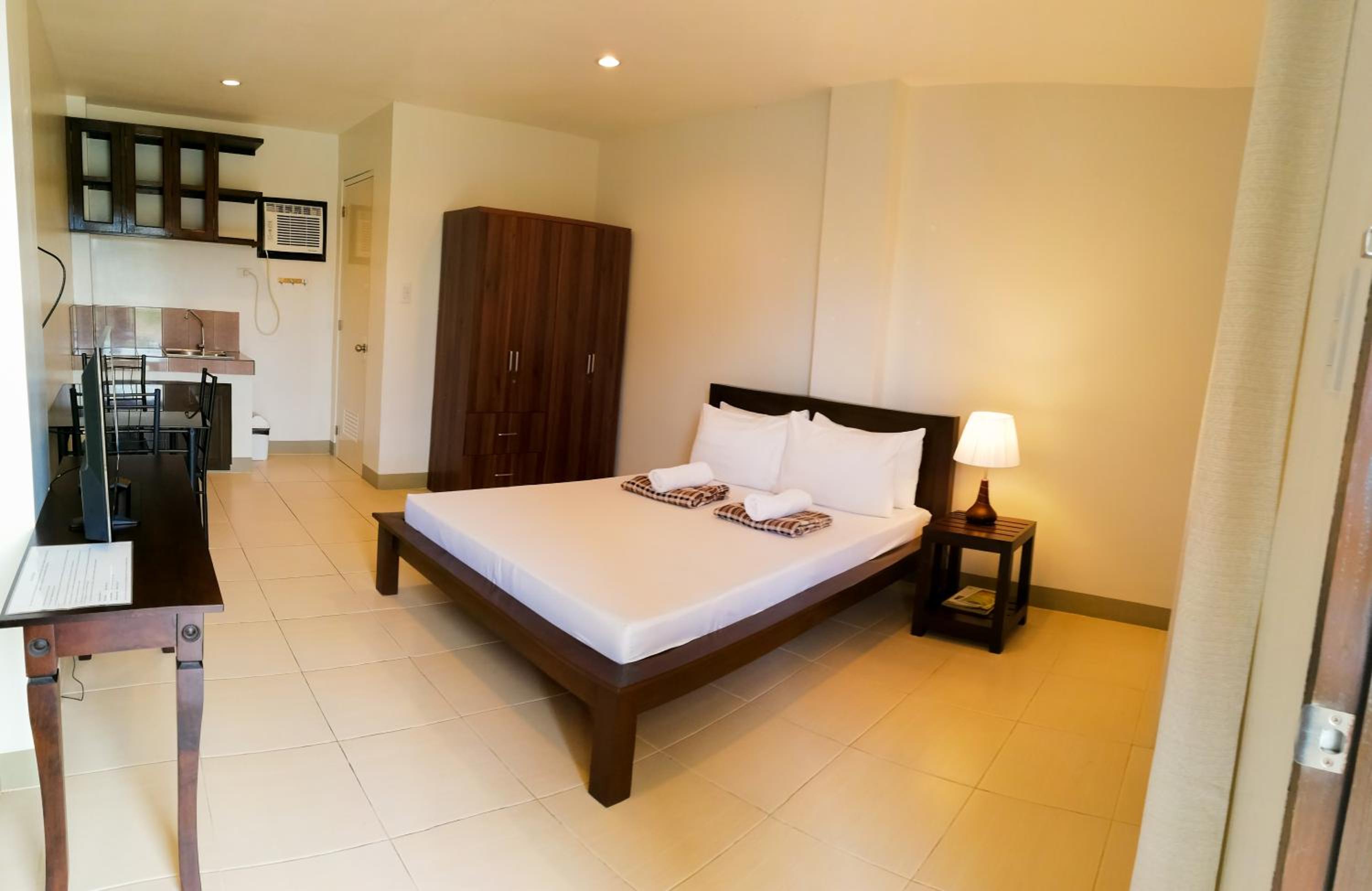 Deluxe Double Room photo 2