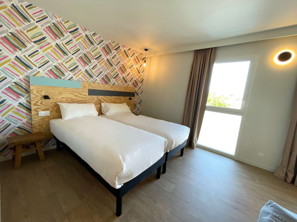 Room, Multiple Beds (Tribu) - Photo 1