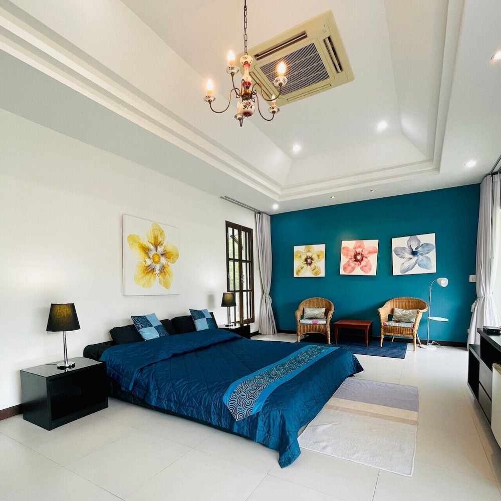 Superior Room with Balcony photo 2