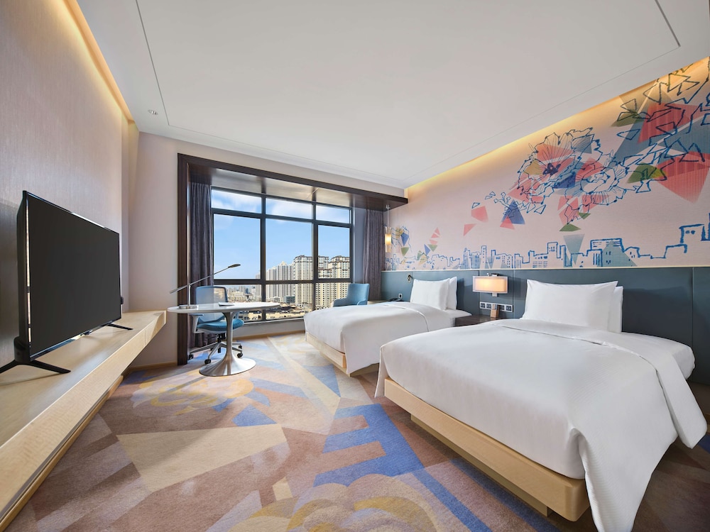 Twin Guest Room High Floor - Photo 1