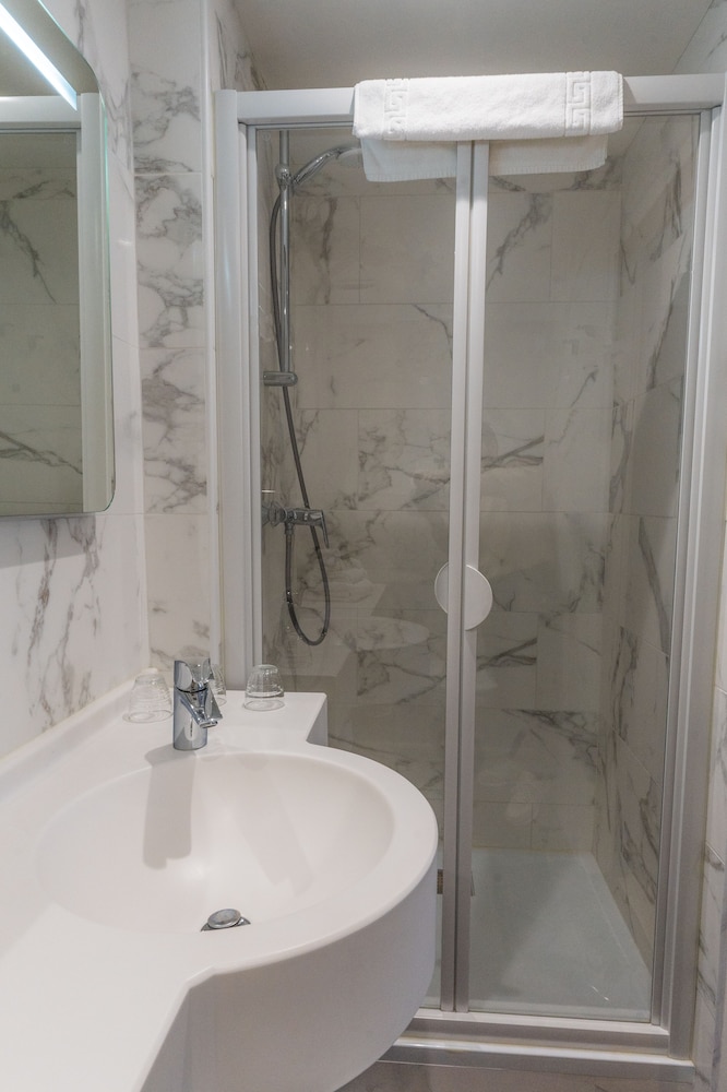 Triple Room - Photo 2