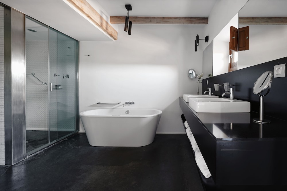 Double Room, Bathtub (Gran Deluxe) - Photo 5