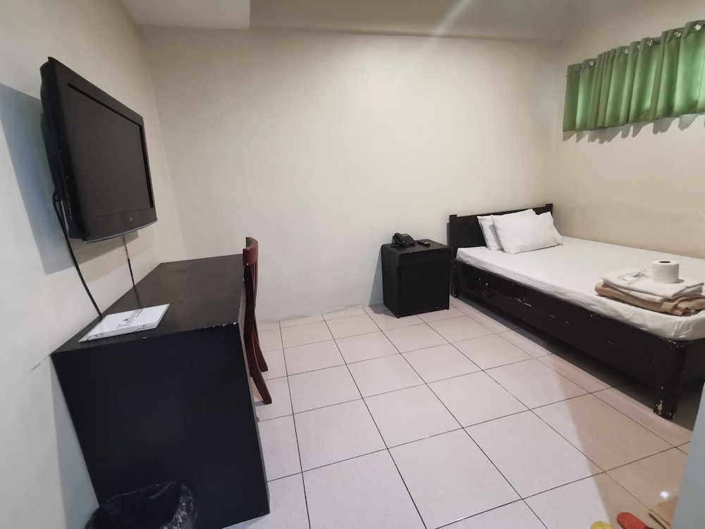 Deluxe Room - Photo 3
