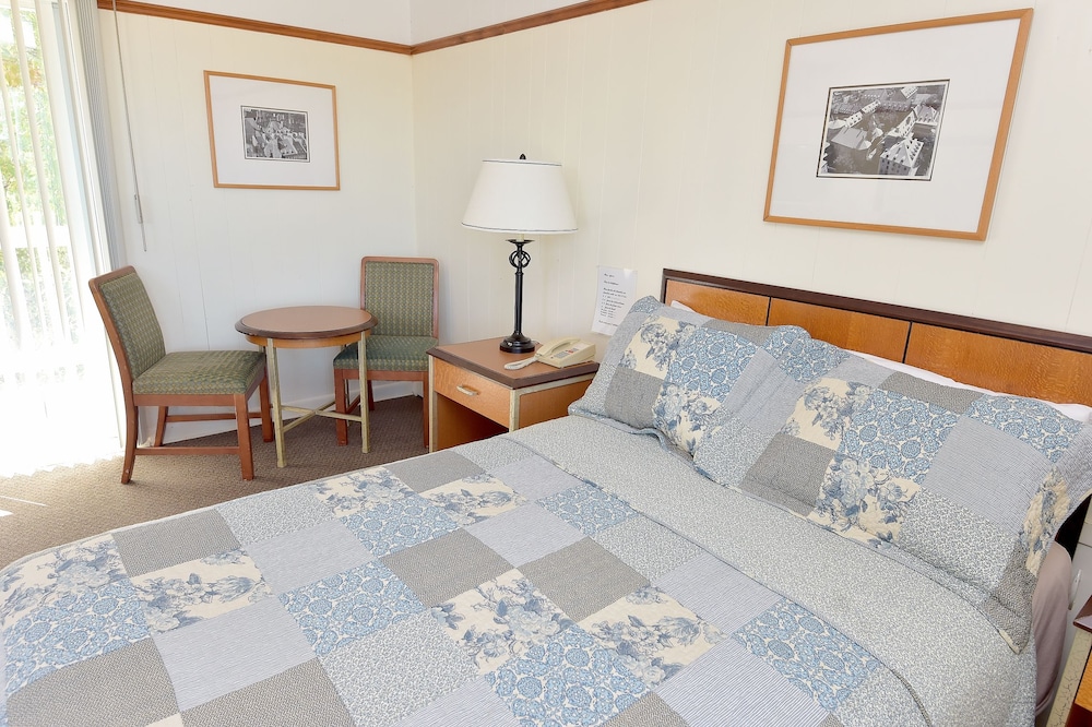 Standard Room, 1 Double Bed, Mountain View photo 2