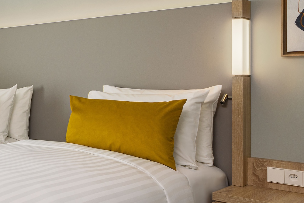 Superior Room, 1 King Bed (View)