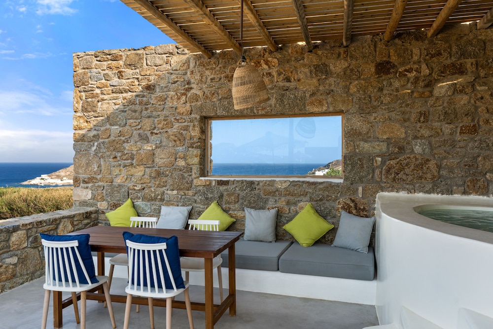 Superior Suite, Jetted Tub, Sea View - Photo 16