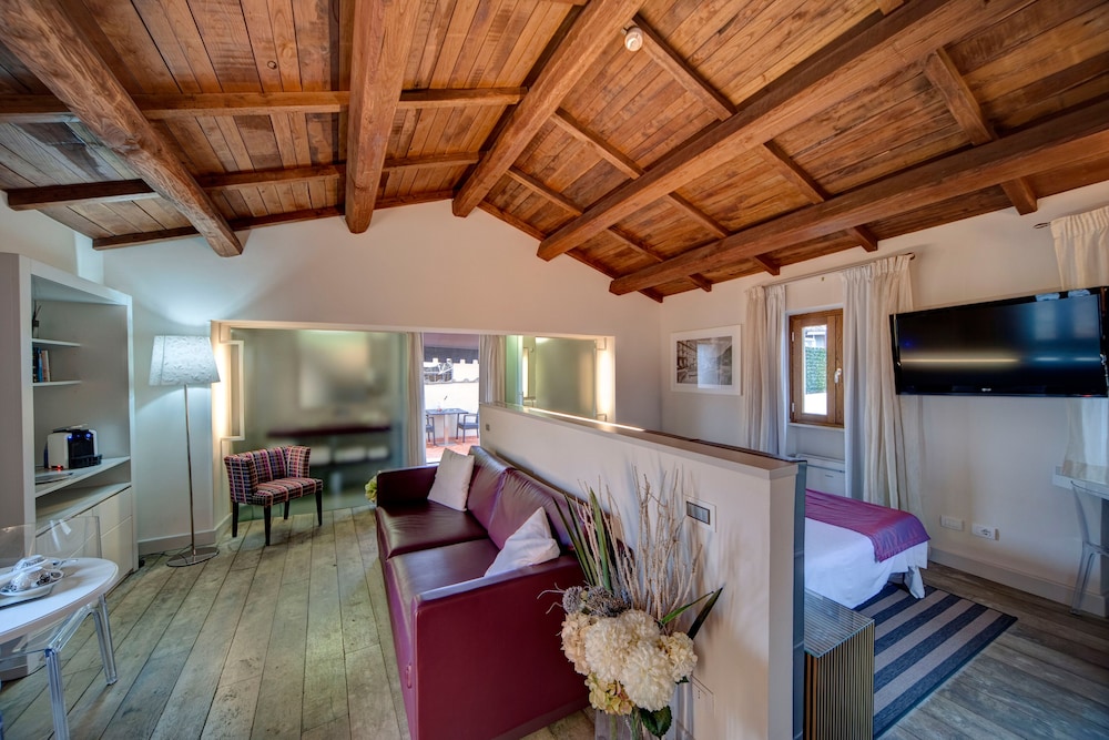 Superior Suite photo 2