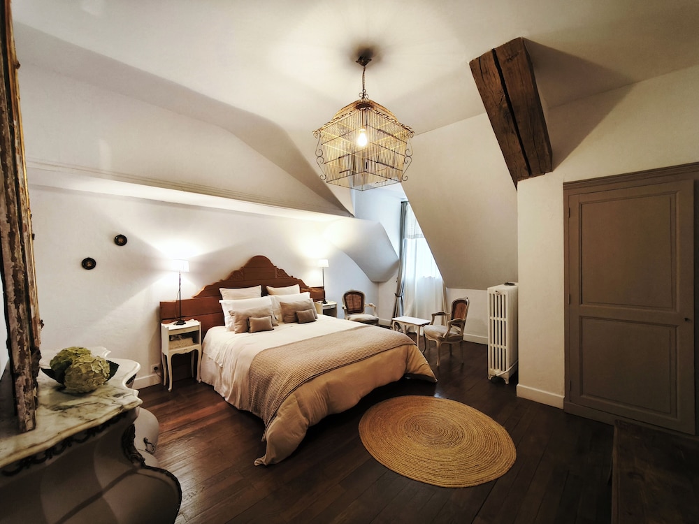 Deluxe Suite, Garden View