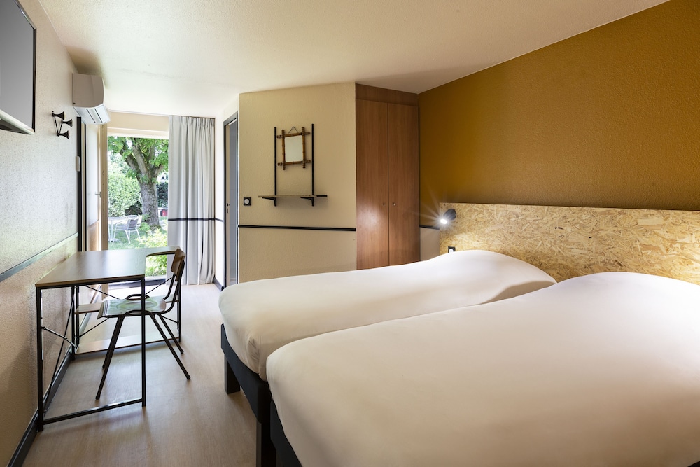 Room, 2 Twin Beds (Pop) - Photo 1